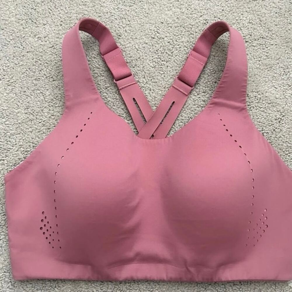 Lululemon airsupport sports bra sz 36 d